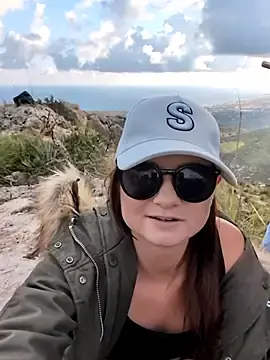 Stripchat Adult Video Chat of Samira-Summer