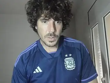 Stripchat Live Sex Cam of joaquin420_hot