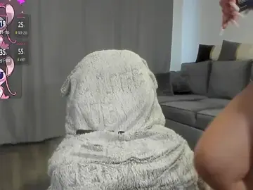 Stripchat Sex Cam of rossana_doll