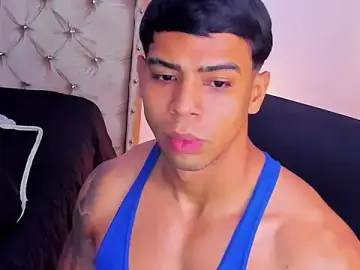 Stripchat Free Live Porn of Andrew_wolf7