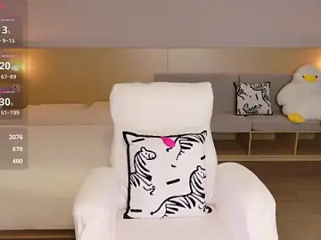 Stripchat Live Sex Cam of Lucky-baby