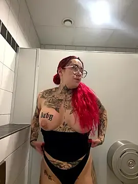 Stripchat Best Webcam of Mia-Fuchs