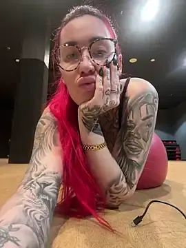 Stripchat Adult Video Chat of Mia-Fuchs