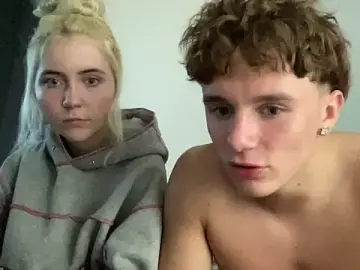 Stripchat Free Porn Cam of SofiaNLukaBabe