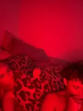 Stripchat Adult Webcam of SofiaNLukaBabe