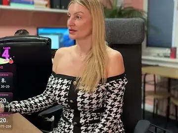 Stripchat Best live sex cam show of legsLONG