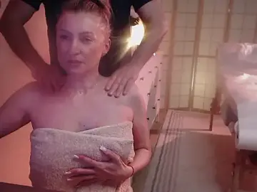 Stripchat Adult Webcams of legsLONG