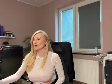 Stripchat Sex Cam of legsLONG