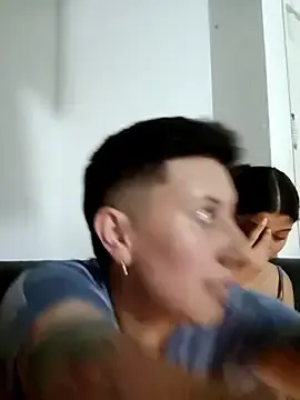 Stripchat Live Sex Cam of Mei_and_Gaby