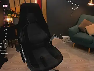 Stripchat Live Sex Cam of Monica_Rayyy