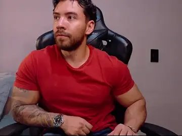 Stripchat Free Porn Cam of owen_seth1