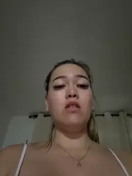 Stripchat Free Porn Cam of Danielavegax