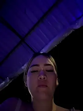 Stripchat Watch Live Sex Cams of Danielavegax