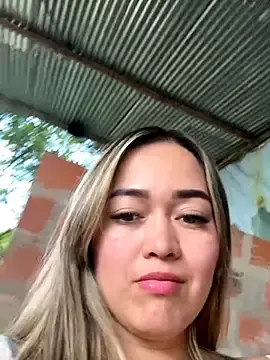 Stripchat Live Sex of Danielavegax