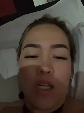 Stripchat Live Sex Cam of Danielavegax