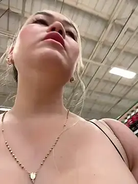 Stripchat Adult Webcam of Danielavegax