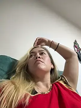 Stripchat Watch Live Sex Cams of Danielavegax