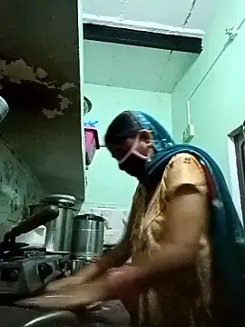 Stripchat Sex Chat of Cute-Charvii