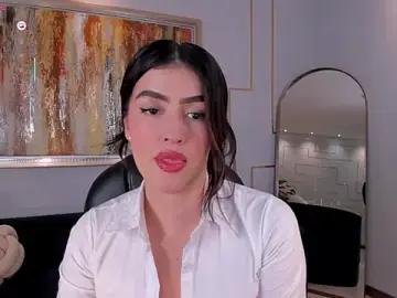 Stripchat Free Live Porn of PaulinaSantos_