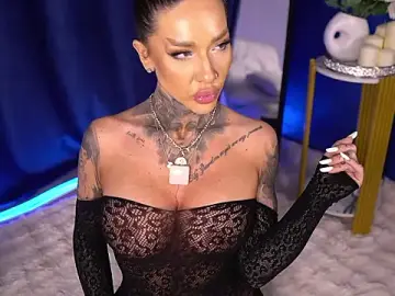 Stripchat Free Porn Cam of ScarletNoir