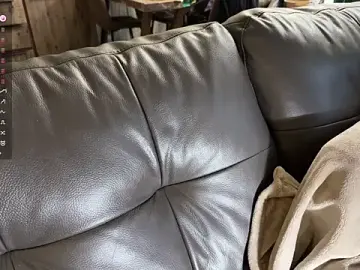 Stripchat Live Sex Cam of ericeric507