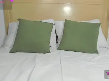 Stripchat Live Sex of lili_cardenas_