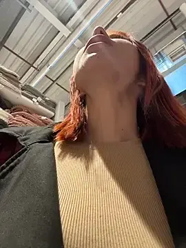 Stripchat Adult Webcam of RosieSecret