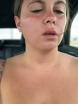 Stripchat Watch Live Sex Cams of Samantha_official
