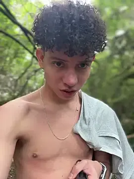 Stripchat Free Porn Cam of yoursexyjose