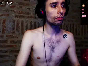 Stripchat Live Sex Cam of CaramelToy