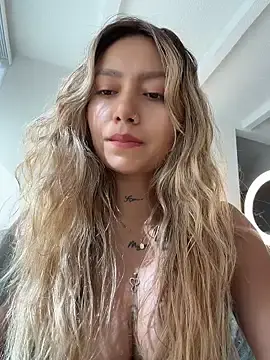 Stripchat Best live sex cam show of amanda-medrano1