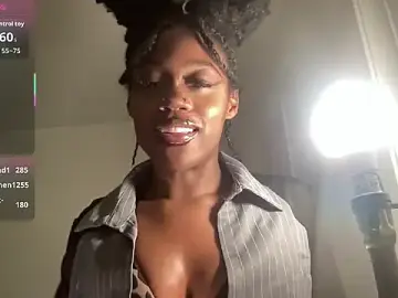 Stripchat Live Sex Cam of maskedgirl5005