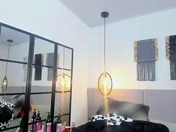 Stripchat Best live sex cam show of Sweet_camille