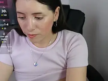 Stripchat Sex Cam of spicey_latina