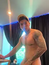 Stripchat Live Sex of Dominiofit