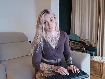 Stripchat Live Sex of tattoobbgirl