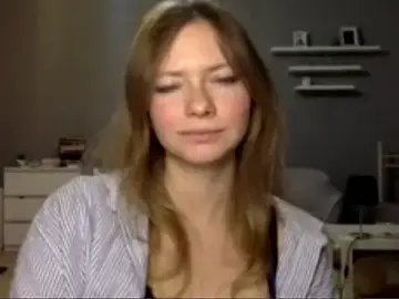 Stripchat Adult Webcam of MillieShow