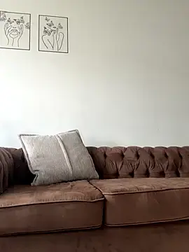 Stripchat Sex Chat of StupidNaturalPhatBooty_