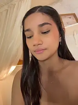 Stripchat Free Porn Cam of AlessiaVallmont