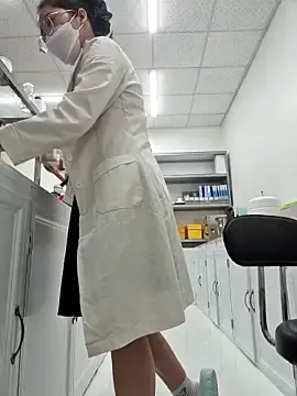 Stripchat Watch Live Sex Cams of HinaLovely