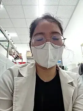 Stripchat Best Webcam of HinaLovely