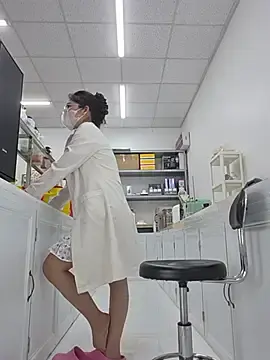 Stripchat Best Webcam of HinaLovely