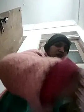 Stripchat Watch Live Sex Cams of LUCKY_cut