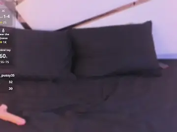 Stripchat Adult Webcam of valentina_briar