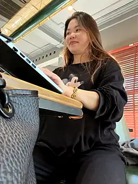 Stripchat Adult Video Chat of Emily_9xx