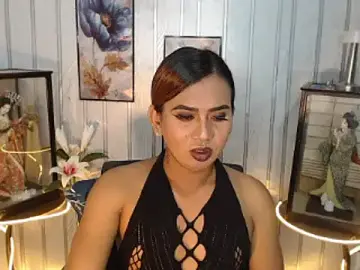 Stripchat Live Sex Cam of Exoticcashly