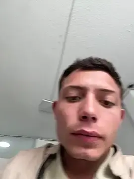 Stripchat Adult Webcam of santiObrero