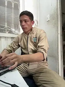 Stripchat Sex Chat of santiObrero