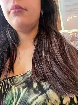 Stripchat Live Sex Cam of sexymelli18