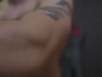 Stripchat Live Sex Cam of JacksonOlsenn